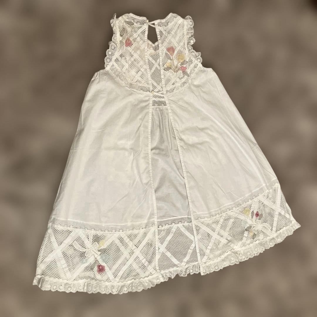 サエラ　レースエプロン