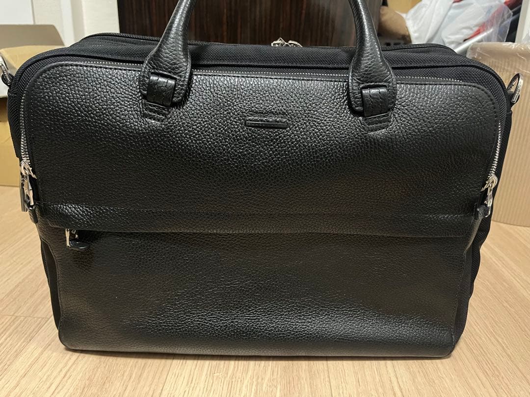 ユーストン 3 ダブルブリーフケース エキスパンダブル　ブラックレーベル