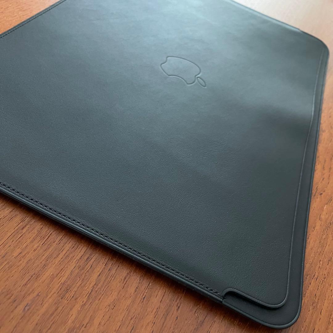 13インチMacBook Air/MacBook Pro用 レザースリーブ 黒