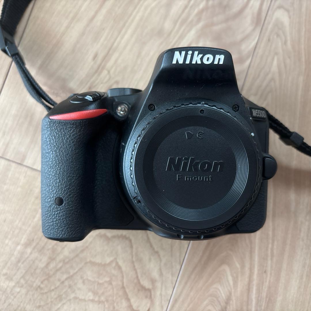 ズーさんNikon D5500 18-140 VR レンズキット