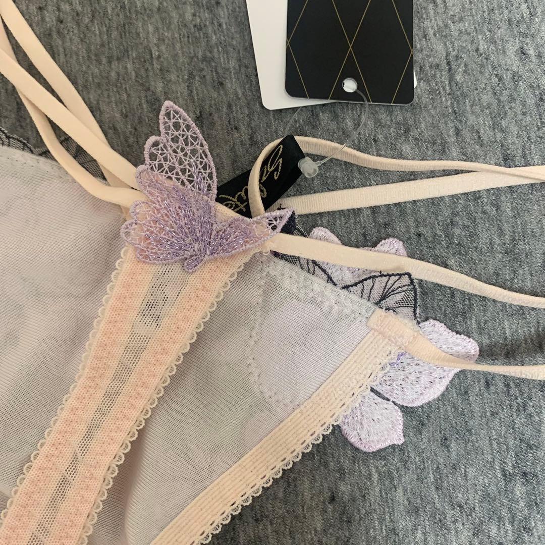 新品、ワコール　サルート、上下、スリーインワン、マリリンモンロー、D65/M