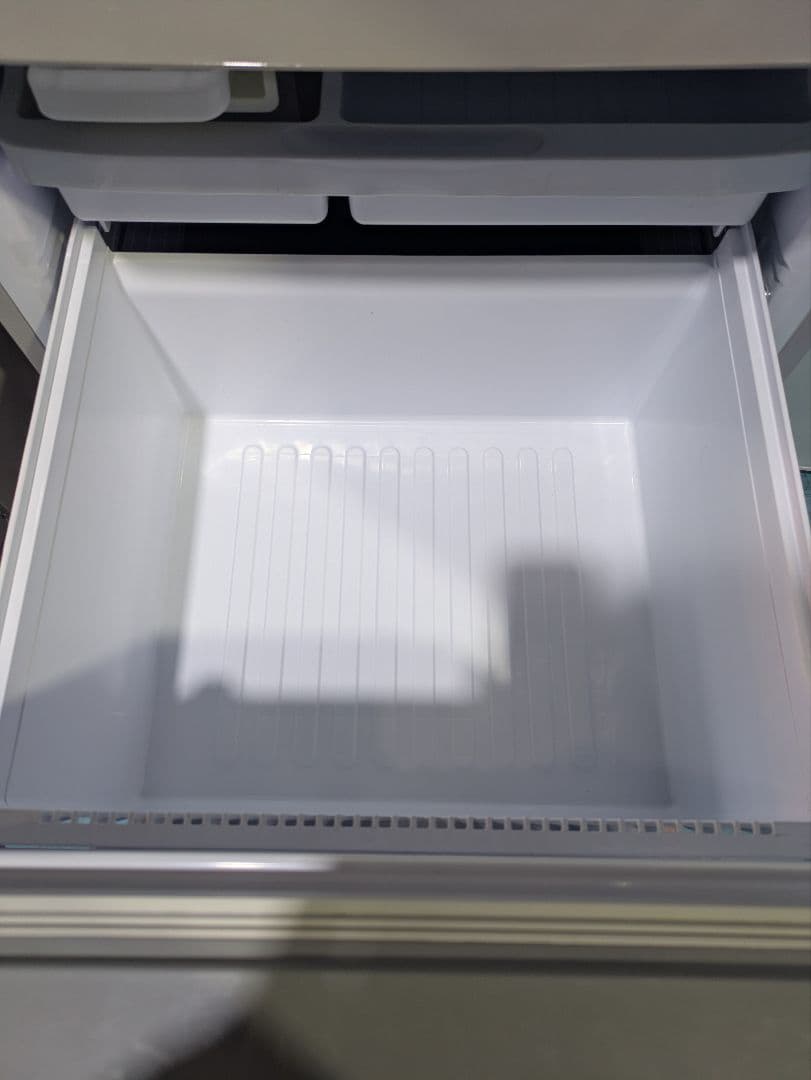 SHARP SJ-W356J-S 冷蔵庫 2022年製 シルバー