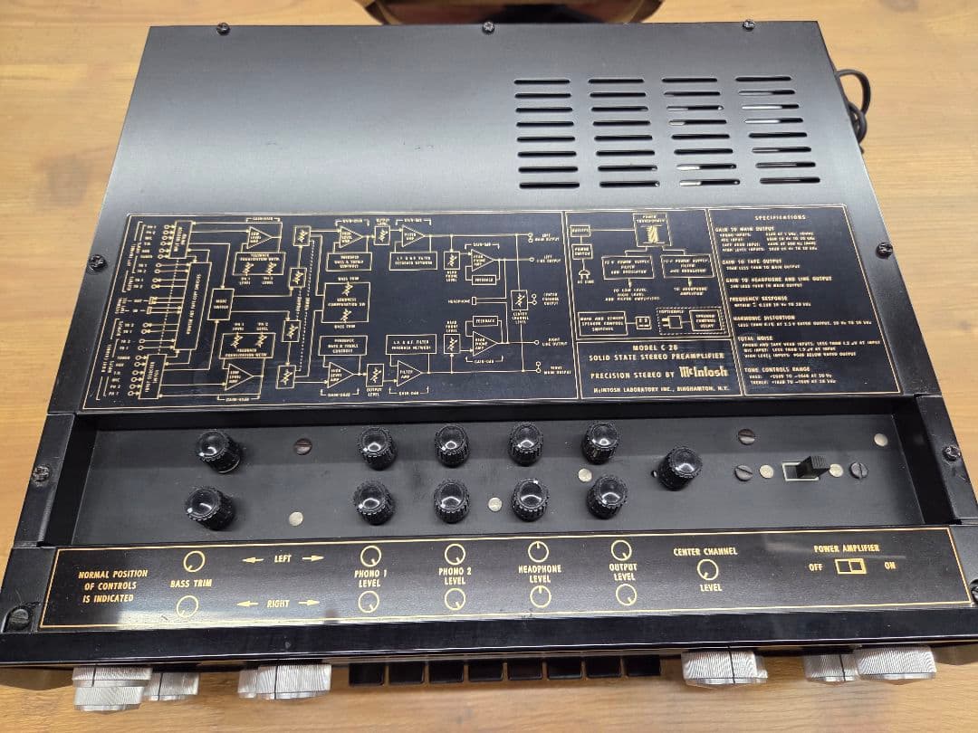 McIntosh C28 プリアンプ
