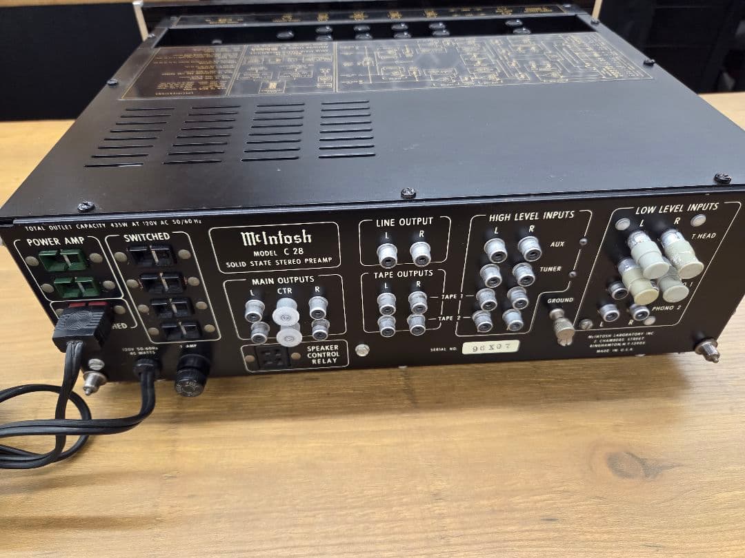 McIntosh C28 プリアンプ