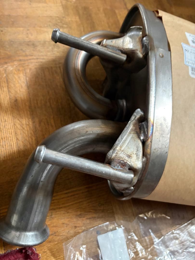 カローラフィールダー　NZE121、124系　リアマフラー　新品、未使用