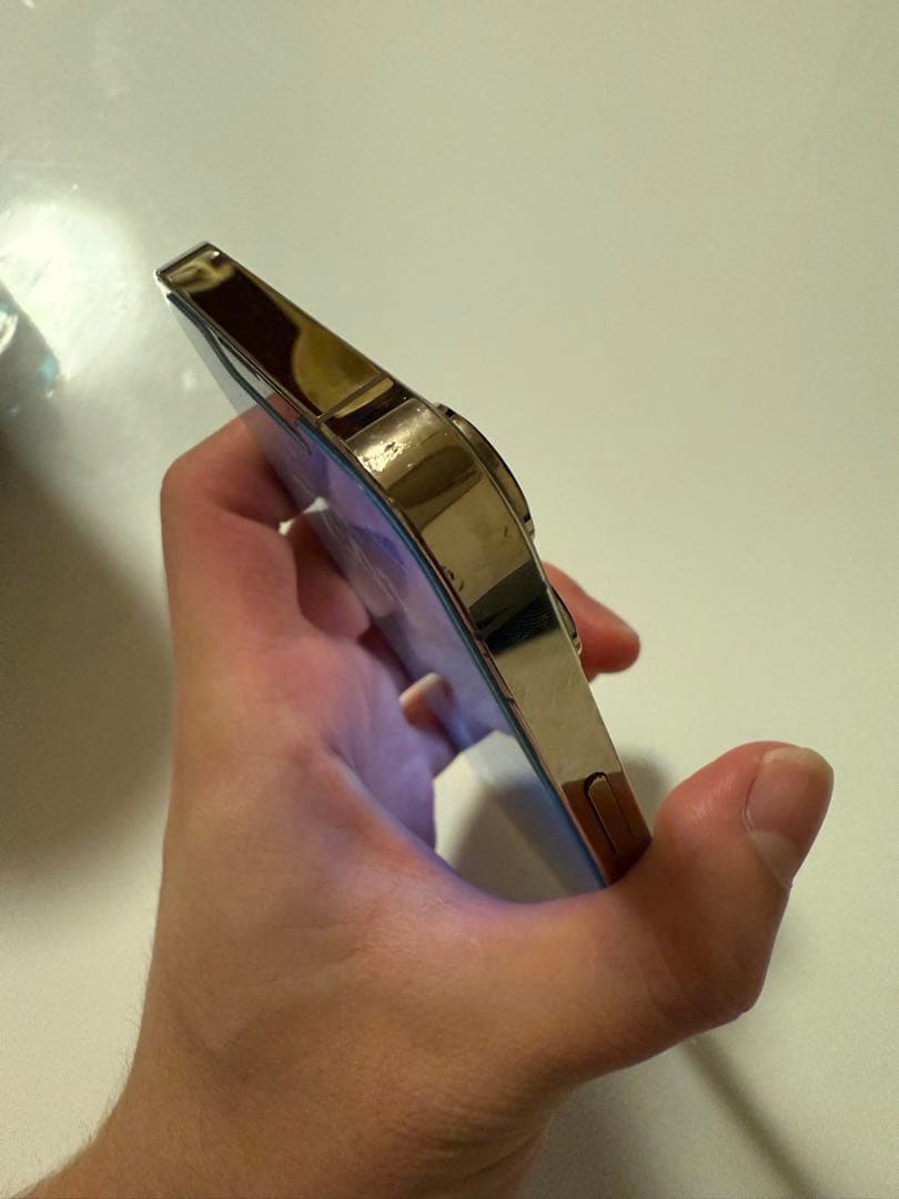 Apple iPhone13 pro ゴールド　256GB