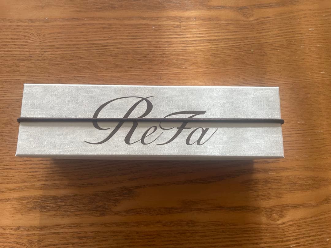 新品未使用　リファ　ストレートアイロンミニ　ホワイト