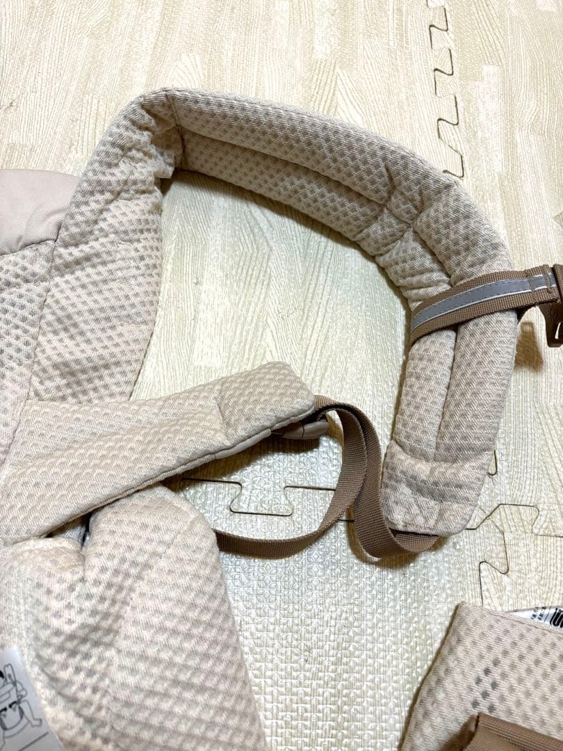 エルゴベビー OMNI Breeze オムニブリーズ　ナチュラルベージュ