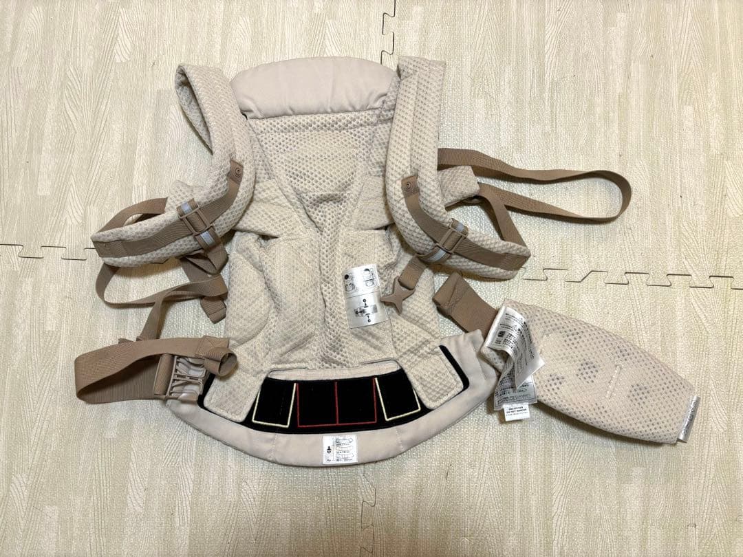 エルゴベビー OMNI Breeze オムニブリーズ　ナチュラルベージュ