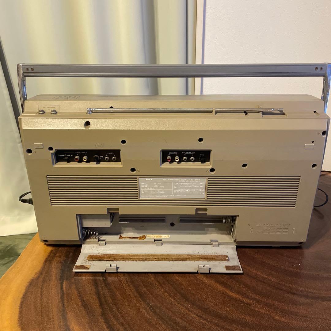 AIWA J77MKⅡラジカセ カセットテープ FM/AM 希少　レトロラジオ