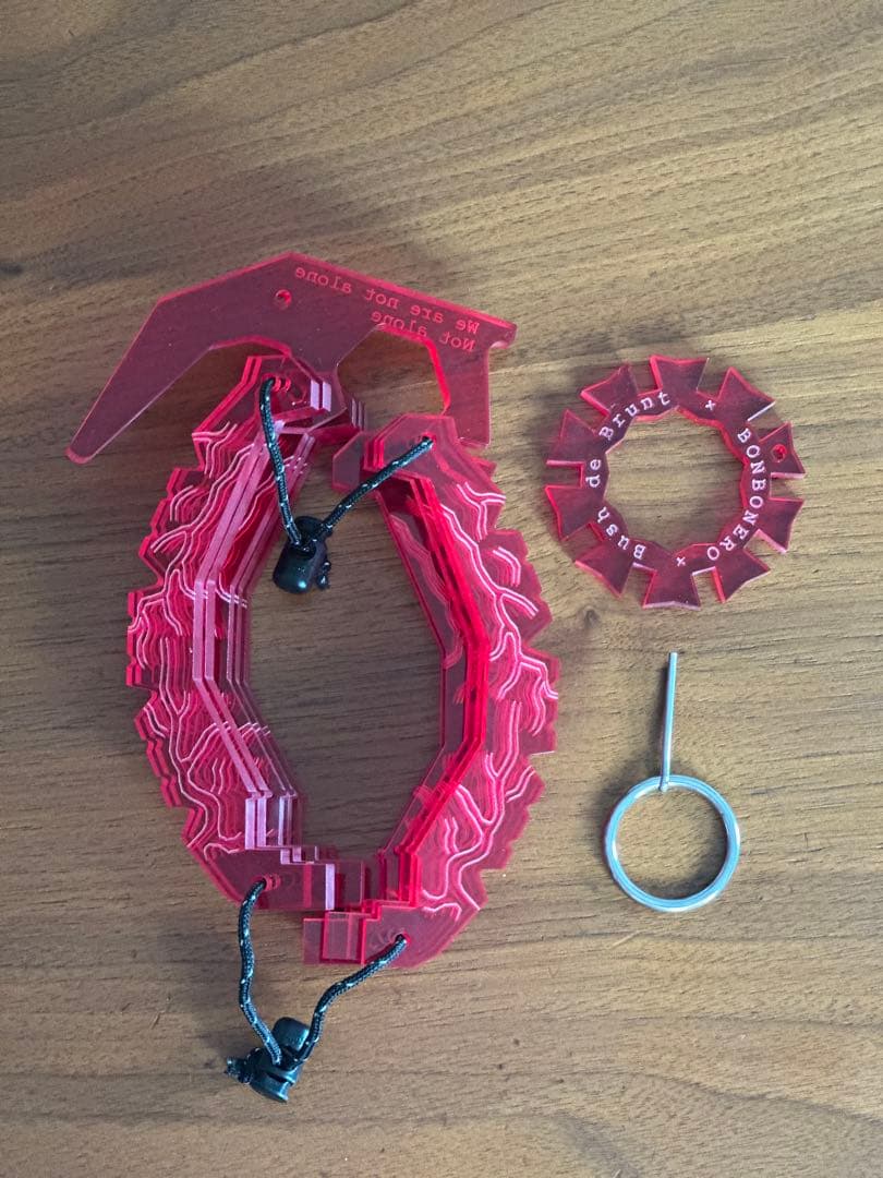 超激レアBONBONERO ボンボネロ ノットアローン 手榴弾