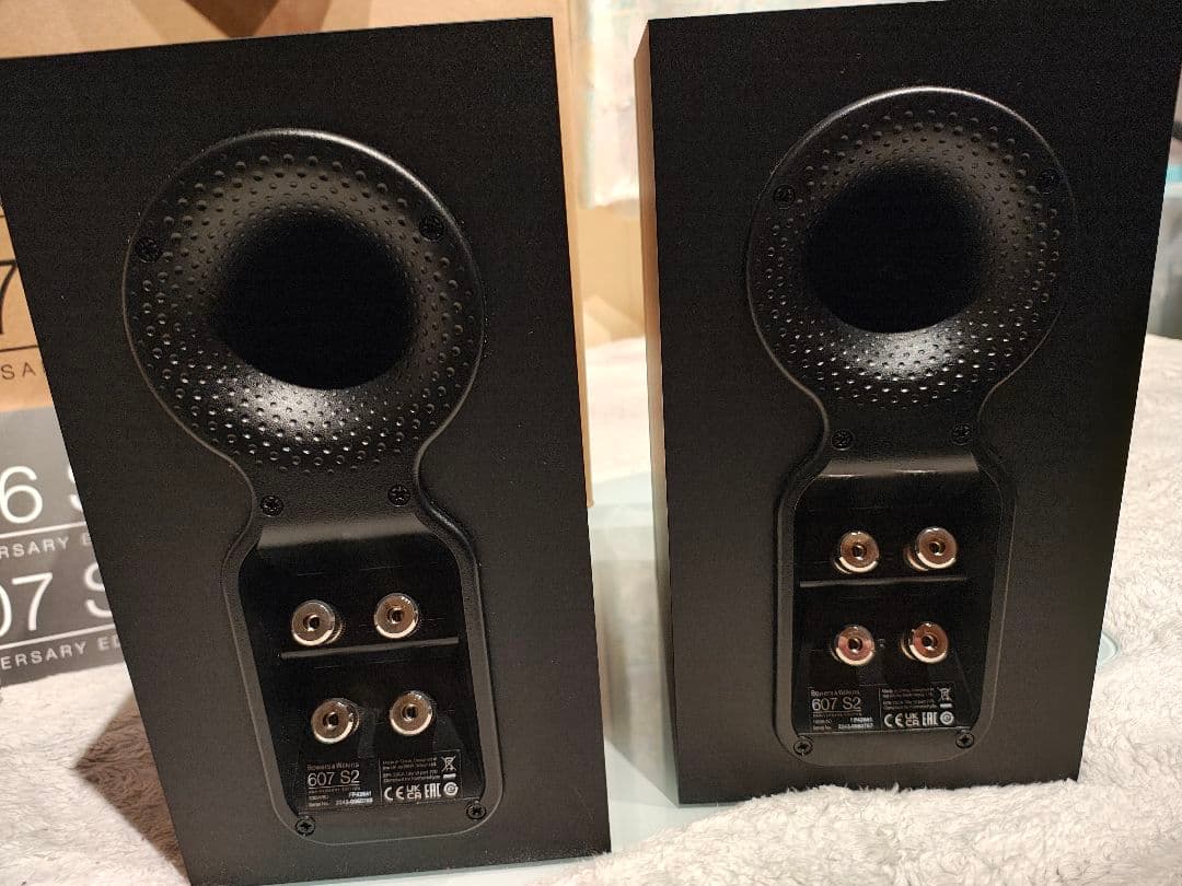 B&W 607 S2 Anniversary Edition BLACK おまけ