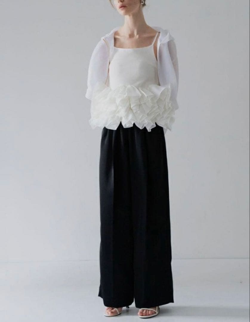 美品MaisondeDolce　blossom cami　キャミソールFホワイト