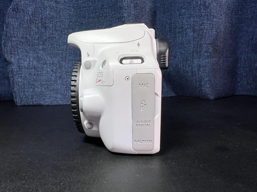 【美品】Canon EOS Kiss X7 ホワイト（レンズ2個、外箱など）