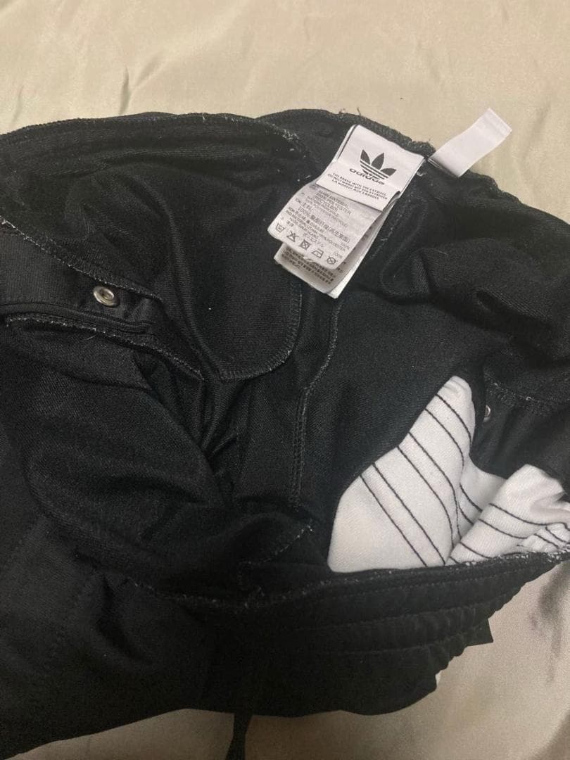 ブラックピンク　ロゼ着用　同型同色　アディブレイク　ジャージ　ズボン　パンツ　M