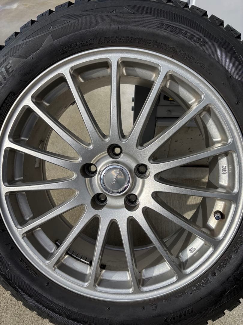 235\55R18 ブリザックDM-V2 SE-12 ホイール　4本　ハリアー