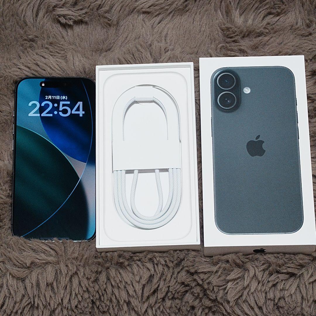 【極美品】Apple iPhone17 ブラック 256GB