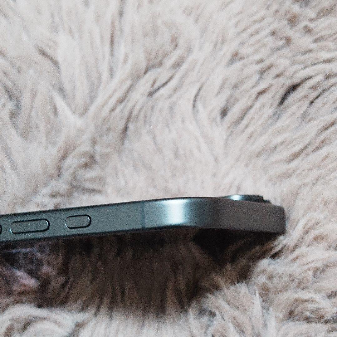 【極美品】Apple iPhone17 ブラック 256GB