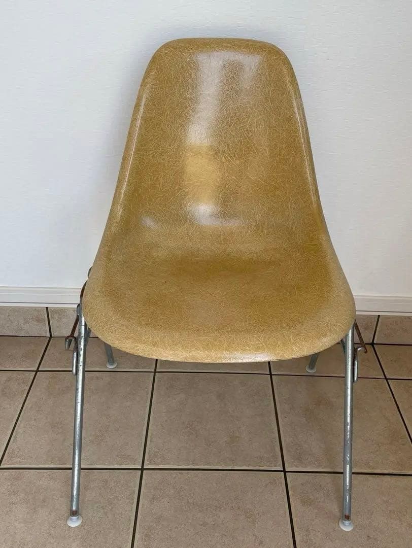 B*.様 Hermanmiller ハーマンミラー イームズサイドシェルスタッキ