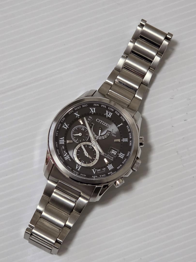 CITIZEN エコドライブ　電波ソーラー ワールドタイム　クロノグラフ腕時計