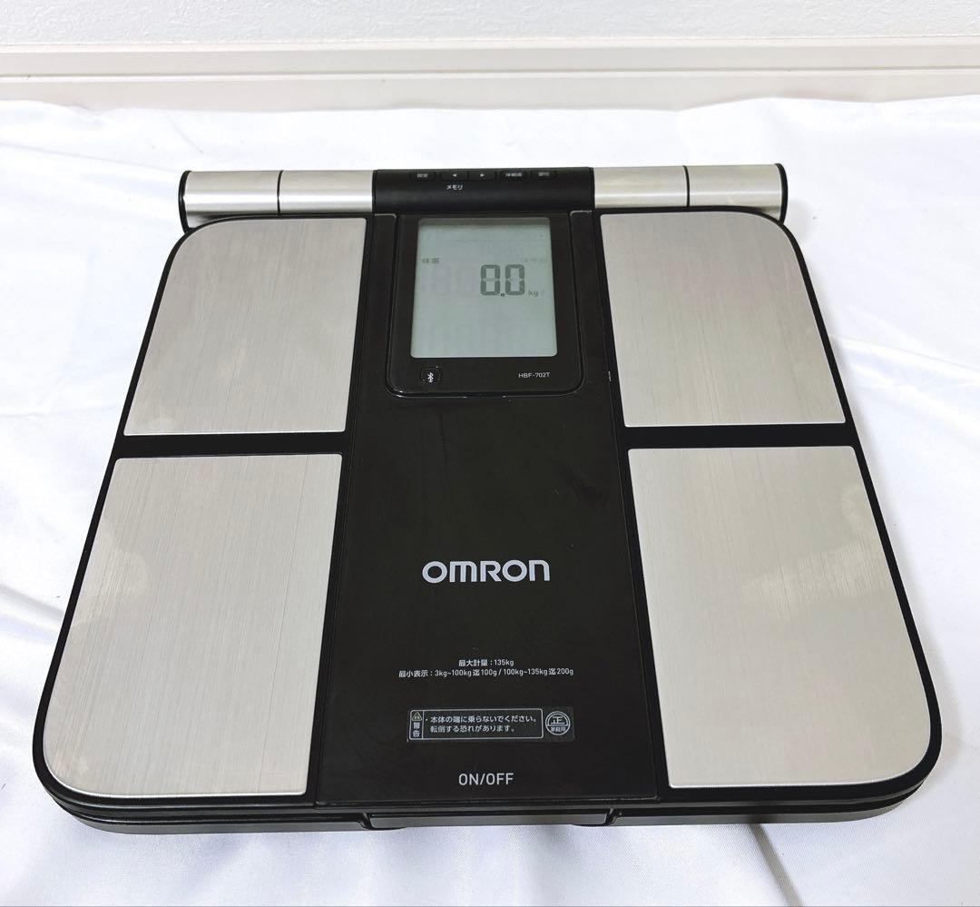 【良品】OMRON 体脂肪計　体組成計　HBF-702T カラダスキャン