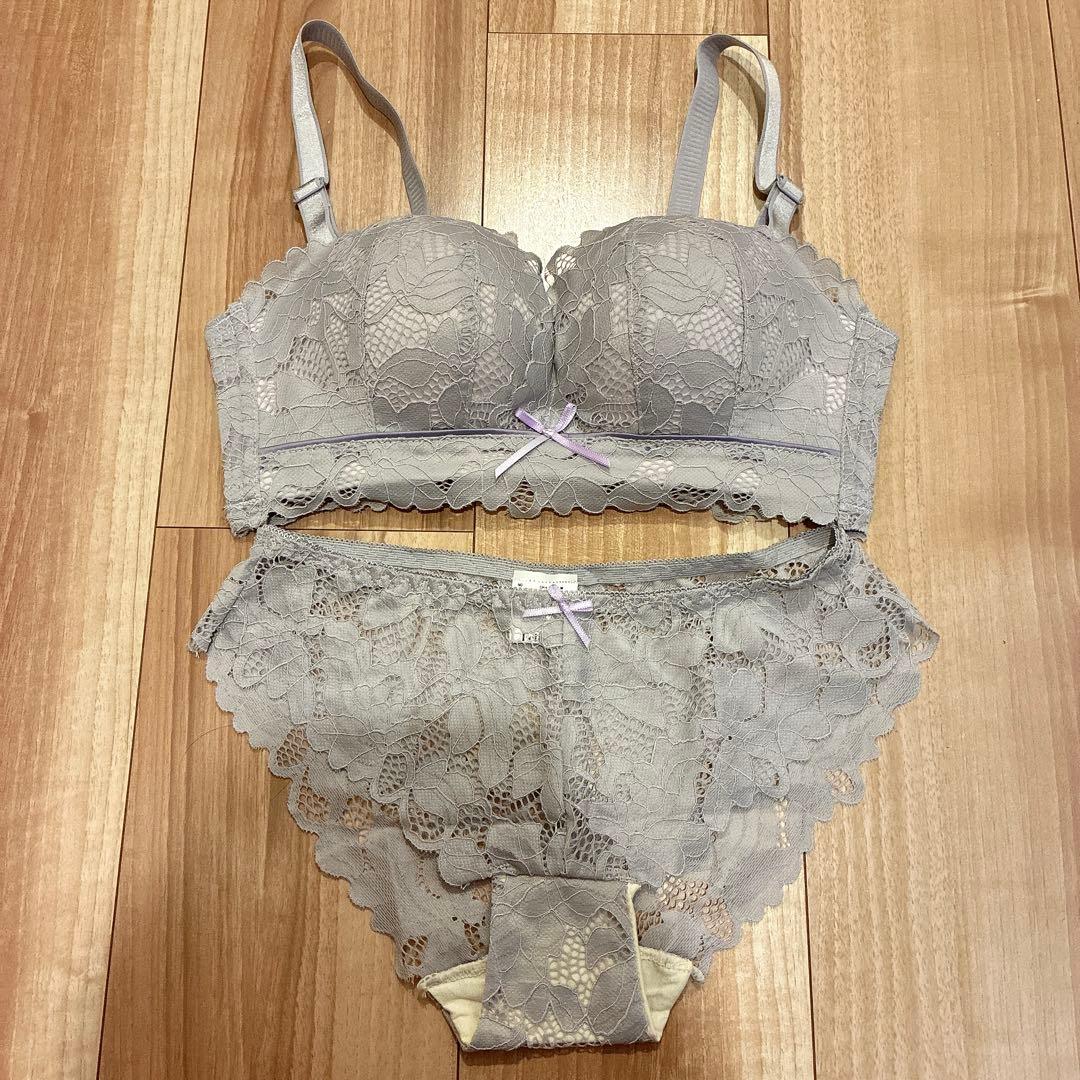 Feliture ブラジャーショーツ2点セット Mサイズ