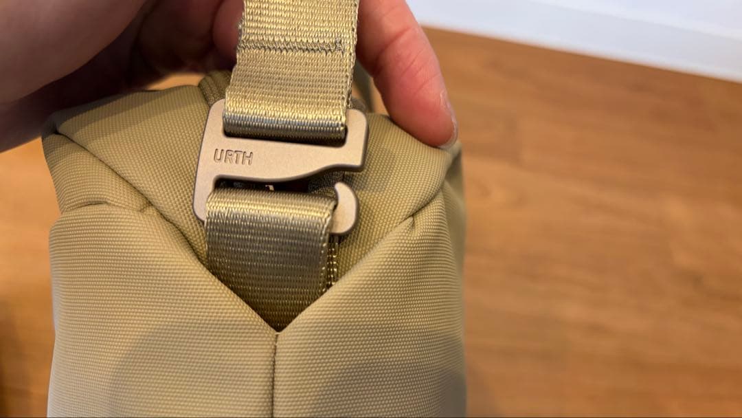 URTH Dolomite 5.1L カメラスリングバッグ　最終値下げ