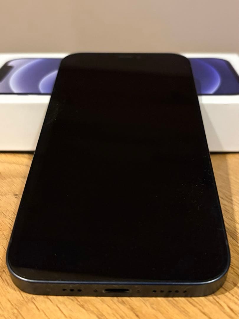 Apple iPhone 12 64GB ブラック 本体