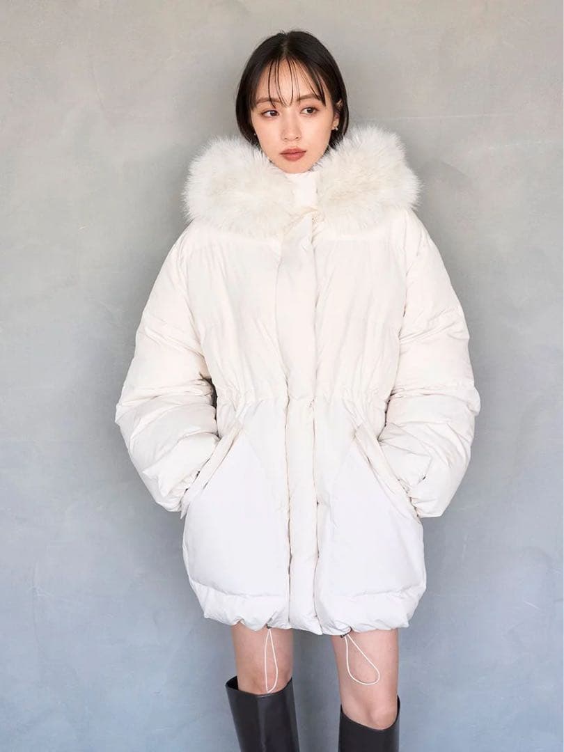 新品・未使用　SNIDEL 西川フードファーミドルダウン