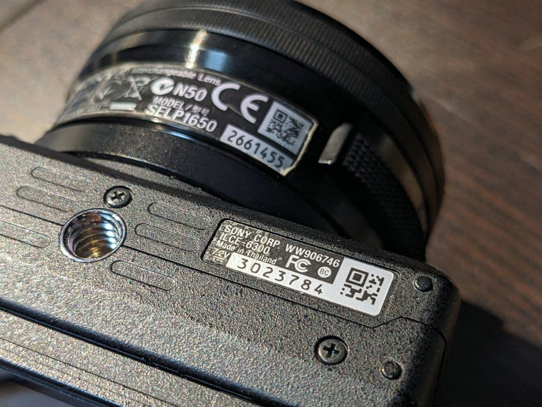 Sony α6300 ILCE-6300L パワーズームレンズキット ケージ付