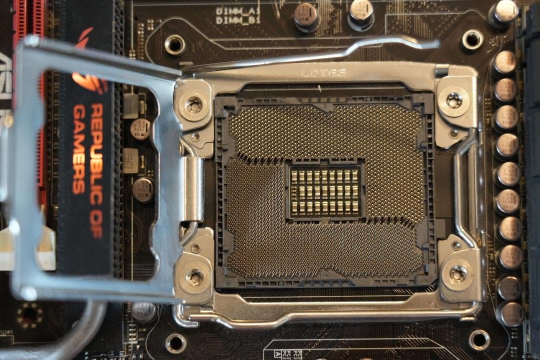 ASUS 「R.O.G.」マザーボード Rampage IV Formula