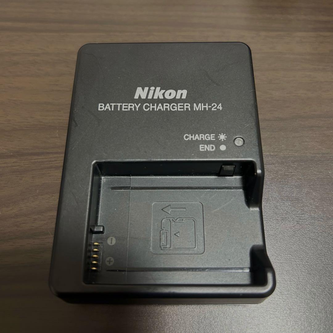 【Nikon D5600】一眼レフカメラ※2日限定値下げ中(10/11まで)※