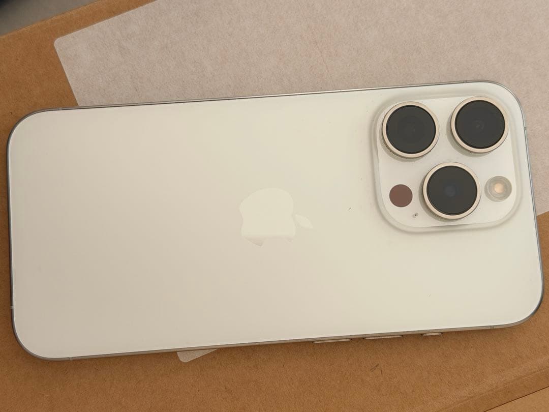 iPhone15Pro / 128GB / ホワイトチタニウム