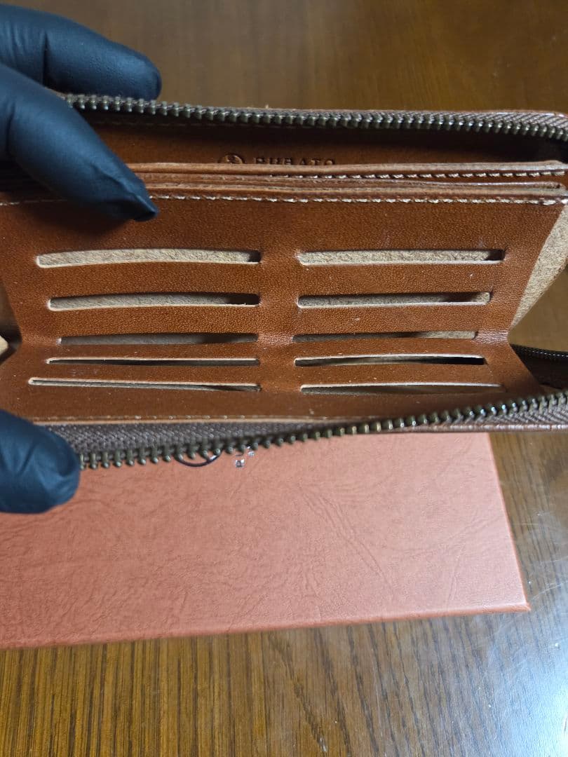 RUBATO&CO. SMITH \"カードが立つ\" 日本製 栃木レザー 長財布