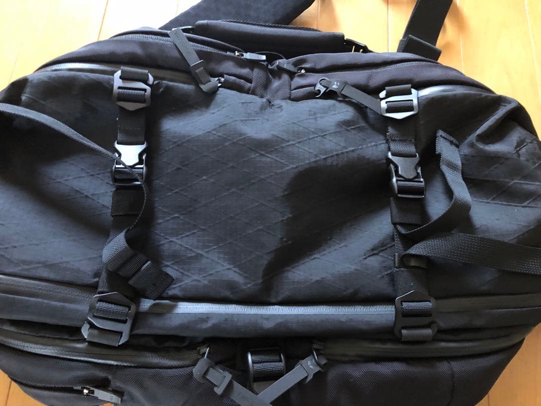 4*U様 美品　CODE OF BELL コードオブベル X-PAK スリングバ