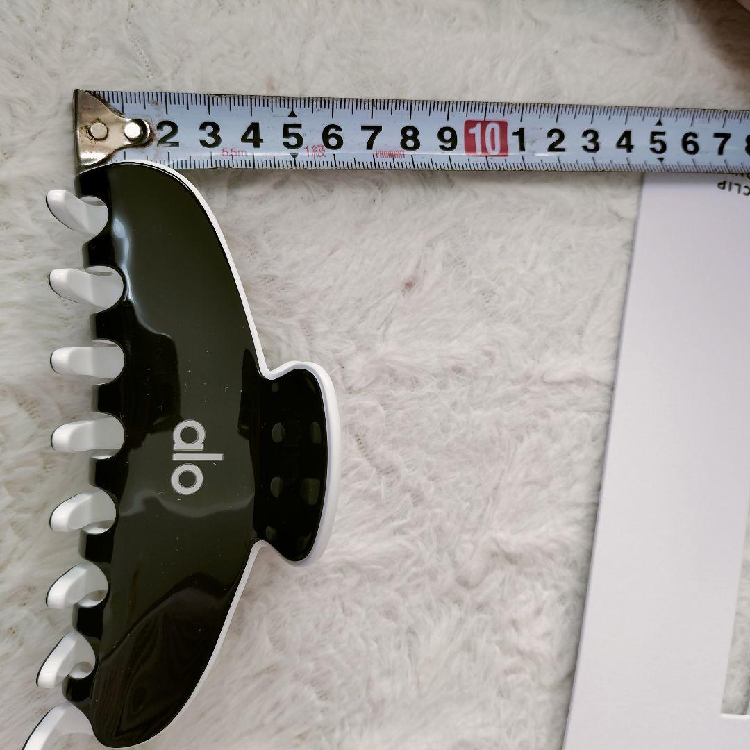 ☆alo yogaヘアクリップ☆