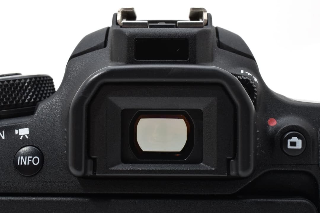 未使用に近い Canon EOS 9000D Bluetooth #9385