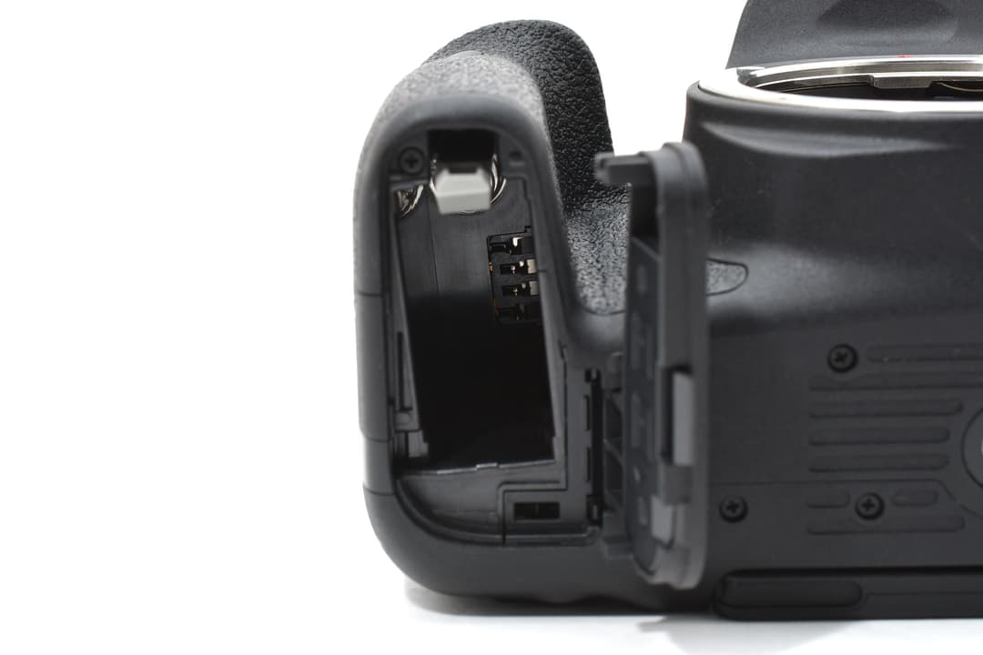 未使用に近い Canon EOS 9000D Bluetooth #9385