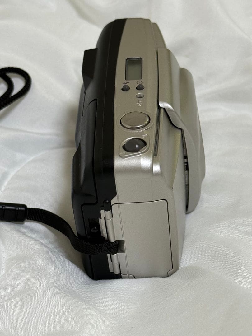 フィルムカメラ OLYMPUS SUPERZOOM 105g