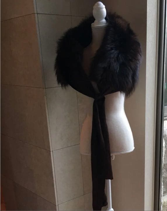 FROM JAPAN公式アカウント01 イヴサンローラン FOXショール