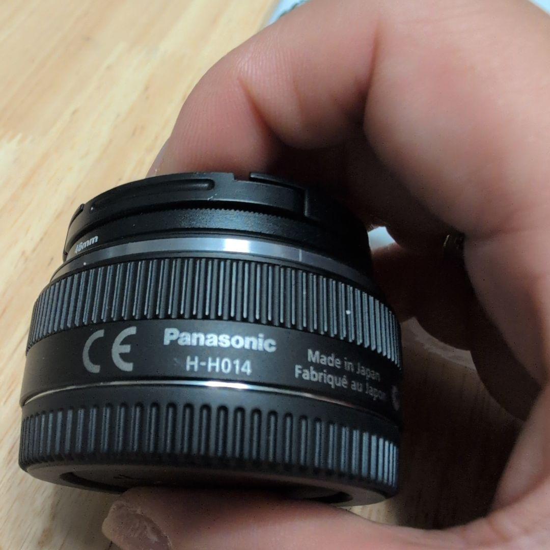 美品！Panasonic DMC-GF7W ミラーレス一眼カメラ LUMIXG