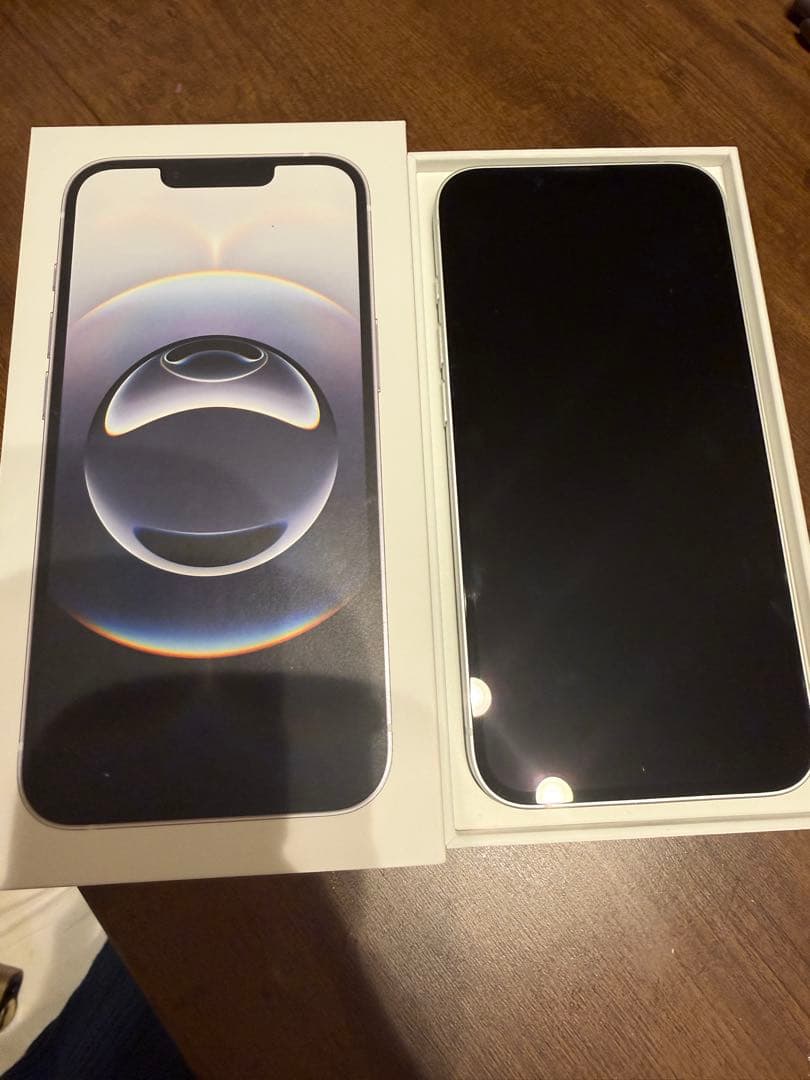 iPhone16e 128gb 本体　SIMフリー