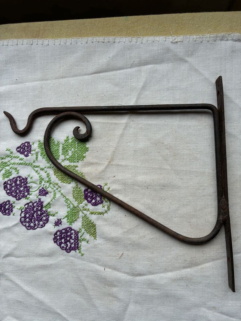 青柳フランス　アンティーク　アイアン　フック　壁掛け　フックシェルフ台　A