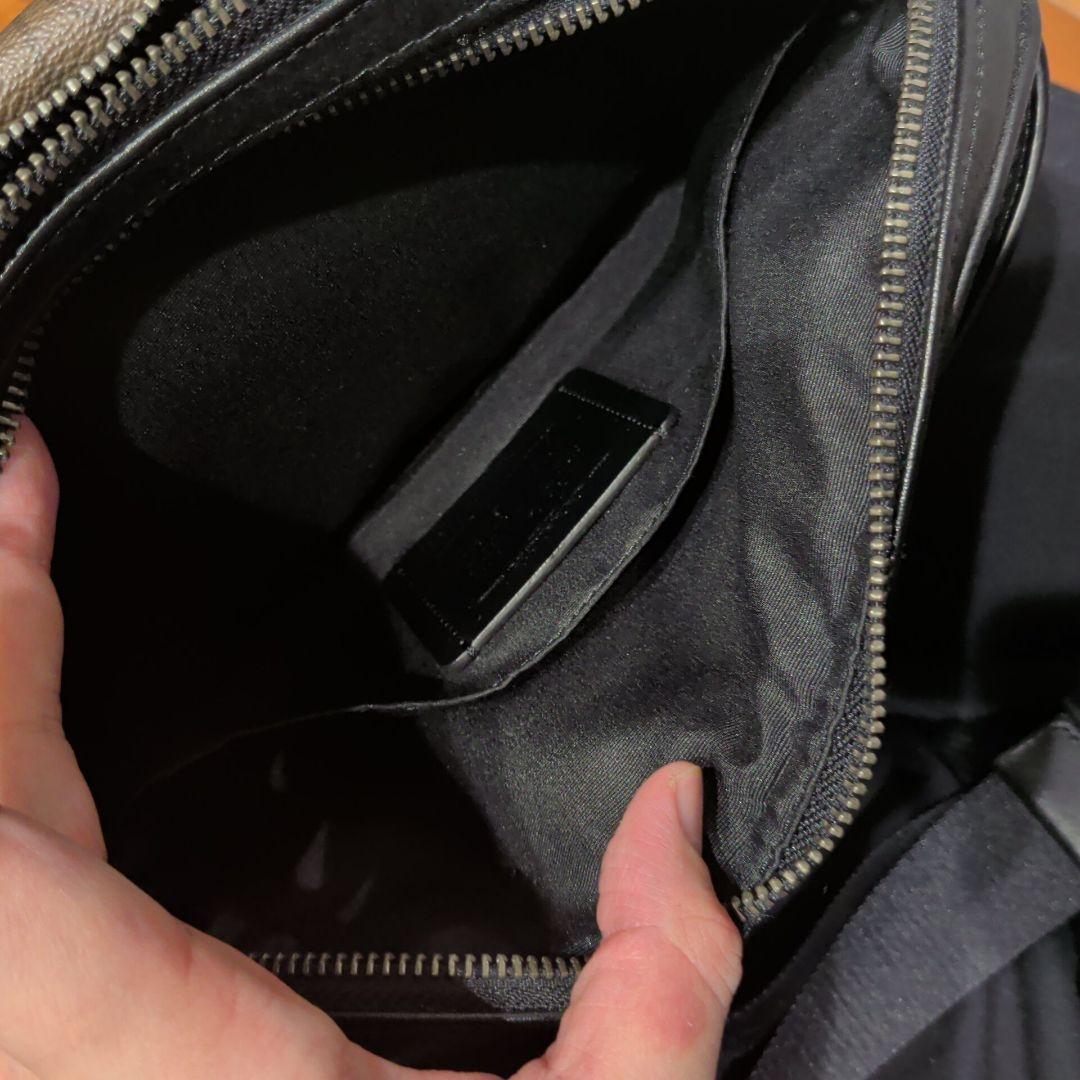 COACH カモフラージュ ショルダーバッグ