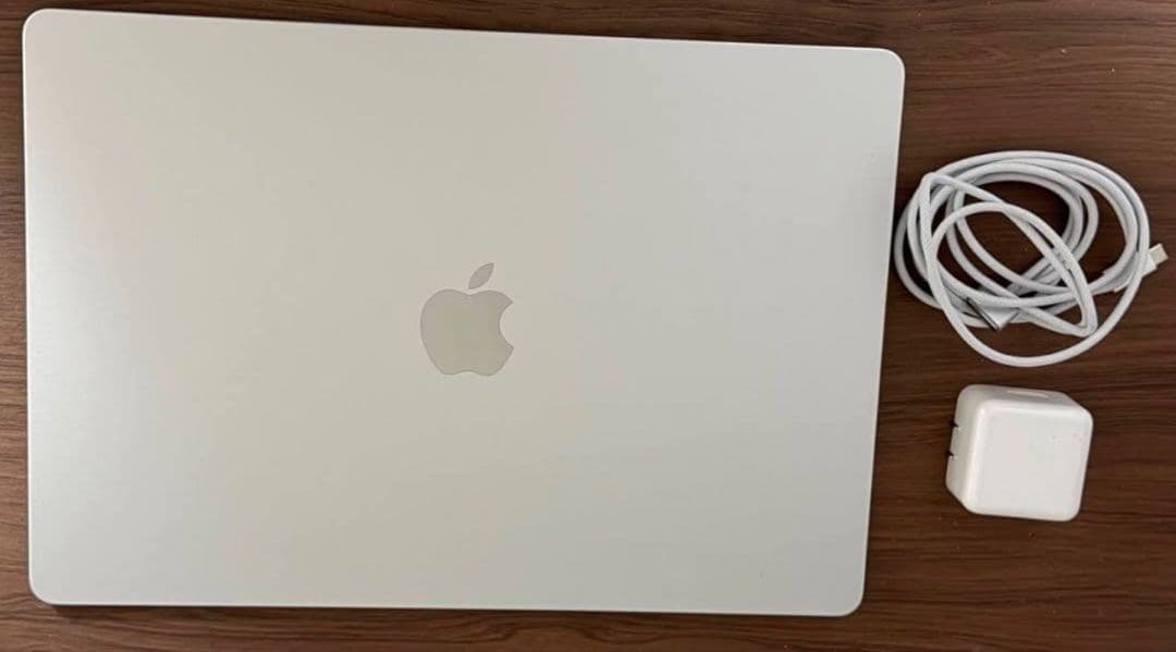 MacBook Air Ｍ４　15inch 512G