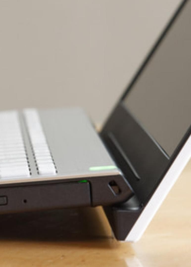 ★交渉成立済★ 美品 VAIO S15 corei5 新品SSD メモリ16GB