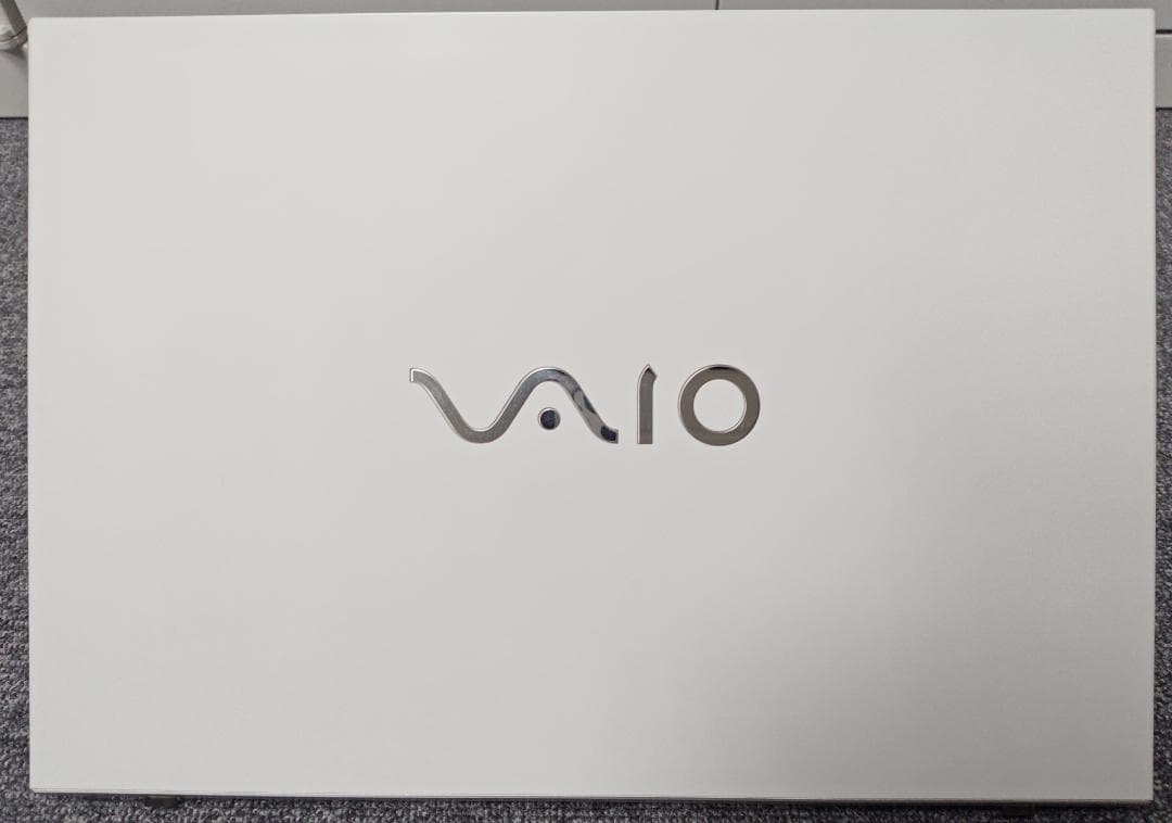★交渉成立済★ 美品 VAIO S15 corei5 新品SSD メモリ16GB