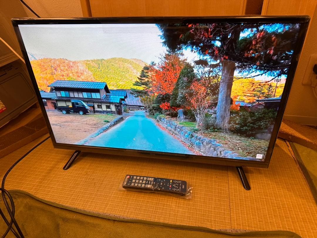 IRIE アイリー　32型　テレビ　FFF-TV32WBK2　23年製未使用近！