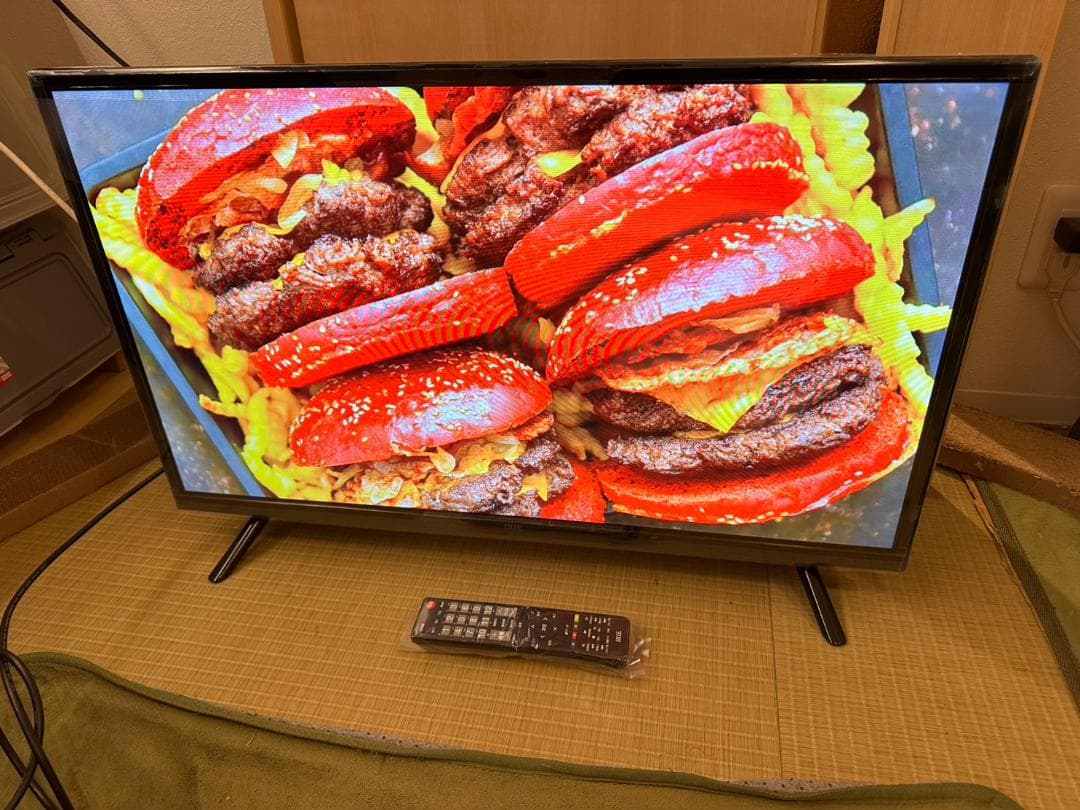 IRIE アイリー　32型　テレビ　FFF-TV32WBK2　23年製未使用近！