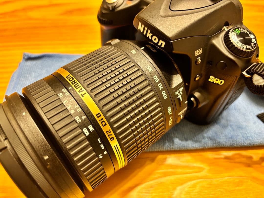 美品　Nikon D90+タムロンレンズ　一眼レフカメラセット